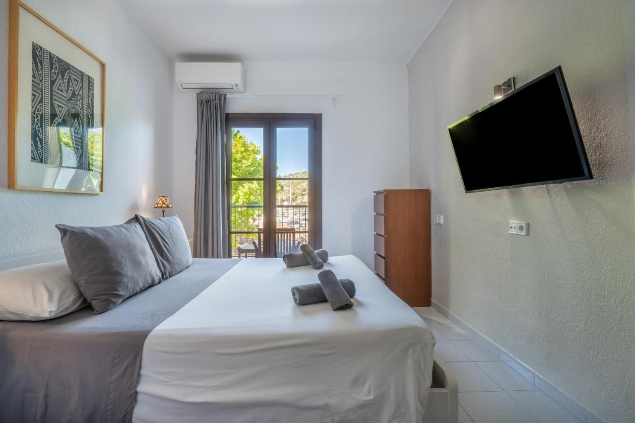Seafront Apartment In Port Soller Port De Soller Bagian luar foto